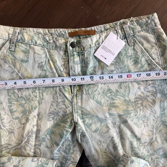 NEW JOE'S Jeans from Nordstrom with tropical leaves print - unusual & beautiful! - Picture 11 of 13